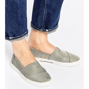 Toms Avalon Sneaker Agate Women's Size 7 Nylon Upper Good used condition Clean s
